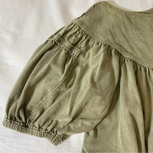 Free People tee shirt size small No Good Alone in Willow Billowy Slightly Crop - Picture 8 of 9